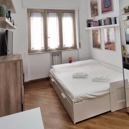 Bed and Breakfast Bb Ruri Генуя Экстерьер фото